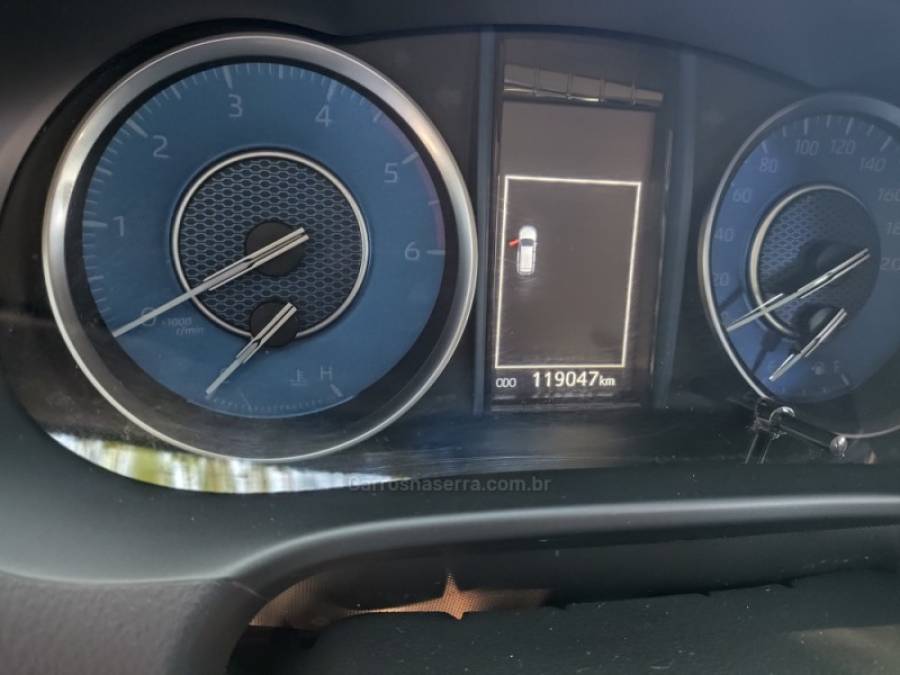 TOYOTA - HILUX SW4 - 2021/2021 - Branca - Sob Consulta