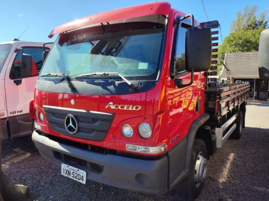 MERCEDES-BENZ - ACCELO 1016 - 2016/2016 - Vermelha - Sob Consulta