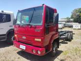 FORD - CARGO 815 - 2010/2011 - Vermelha - R$ 169.900,00