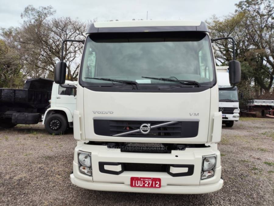 VOLVO - VM - 2013/2013 - Branca - Sob Consulta