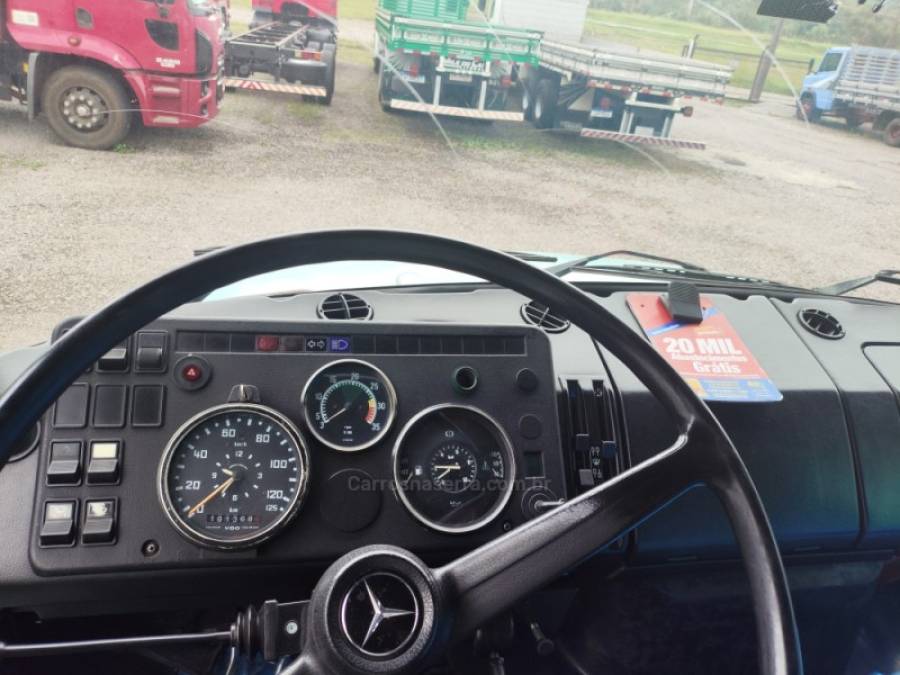 MERCEDES-BENZ - L-1318 - 1988/1988 - Verde - Sob Consulta