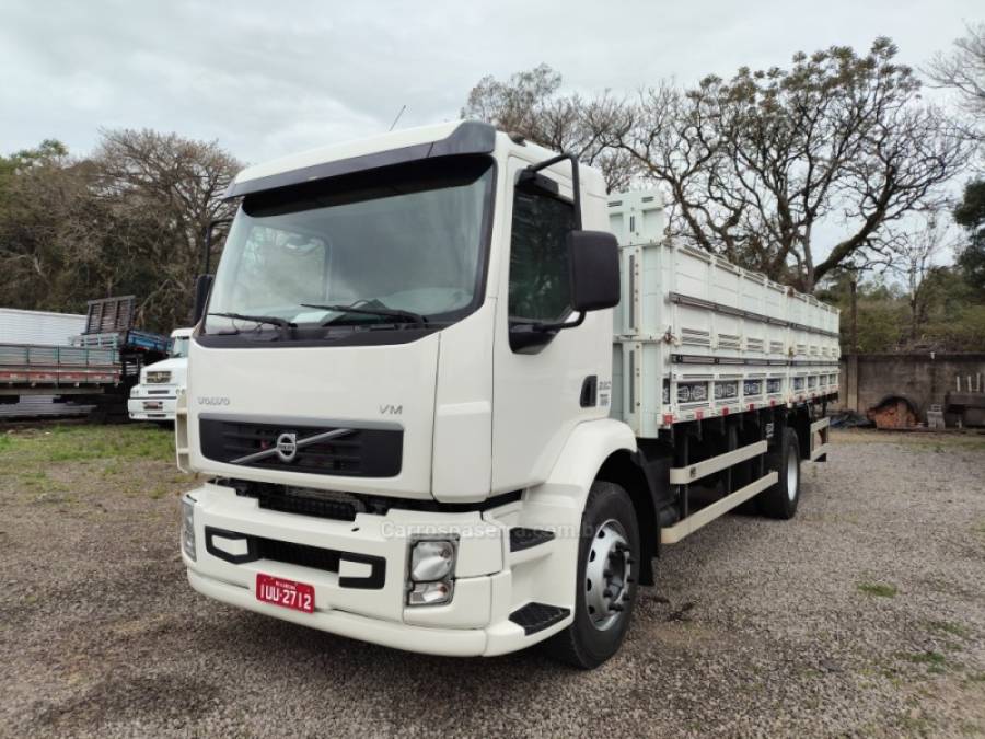 VOLVO - VM - 2013/2013 - Branca - Sob Consulta