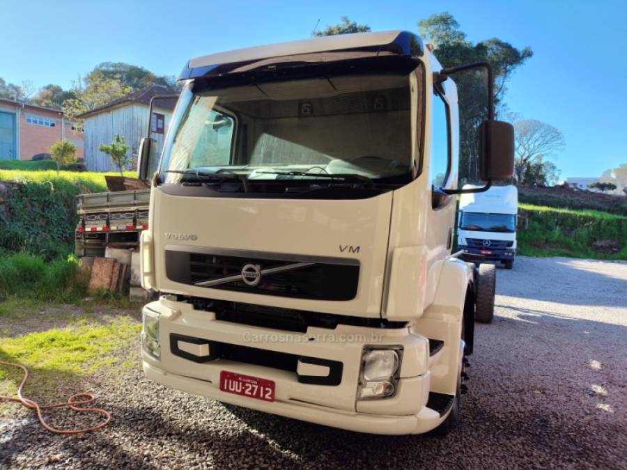 VOLVO - VM - 2013/2013 - Branca - Sob Consulta