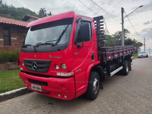 MERCEDES-BENZ - ACCELO 1016 - 2016/2016 - Vermelha - Sob Consulta